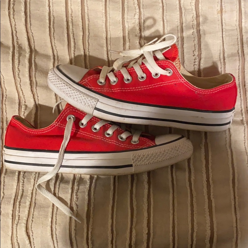 Low top Converse